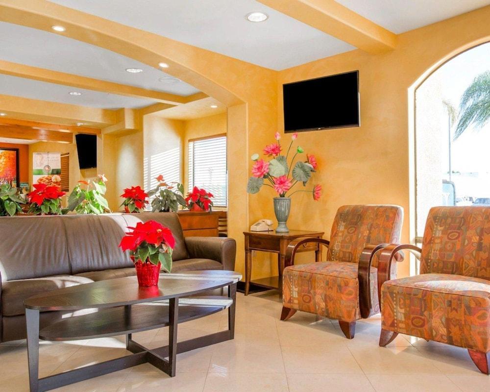 Quality Inn & Suites Westminster Seal Beach מראה חיצוני תמונה