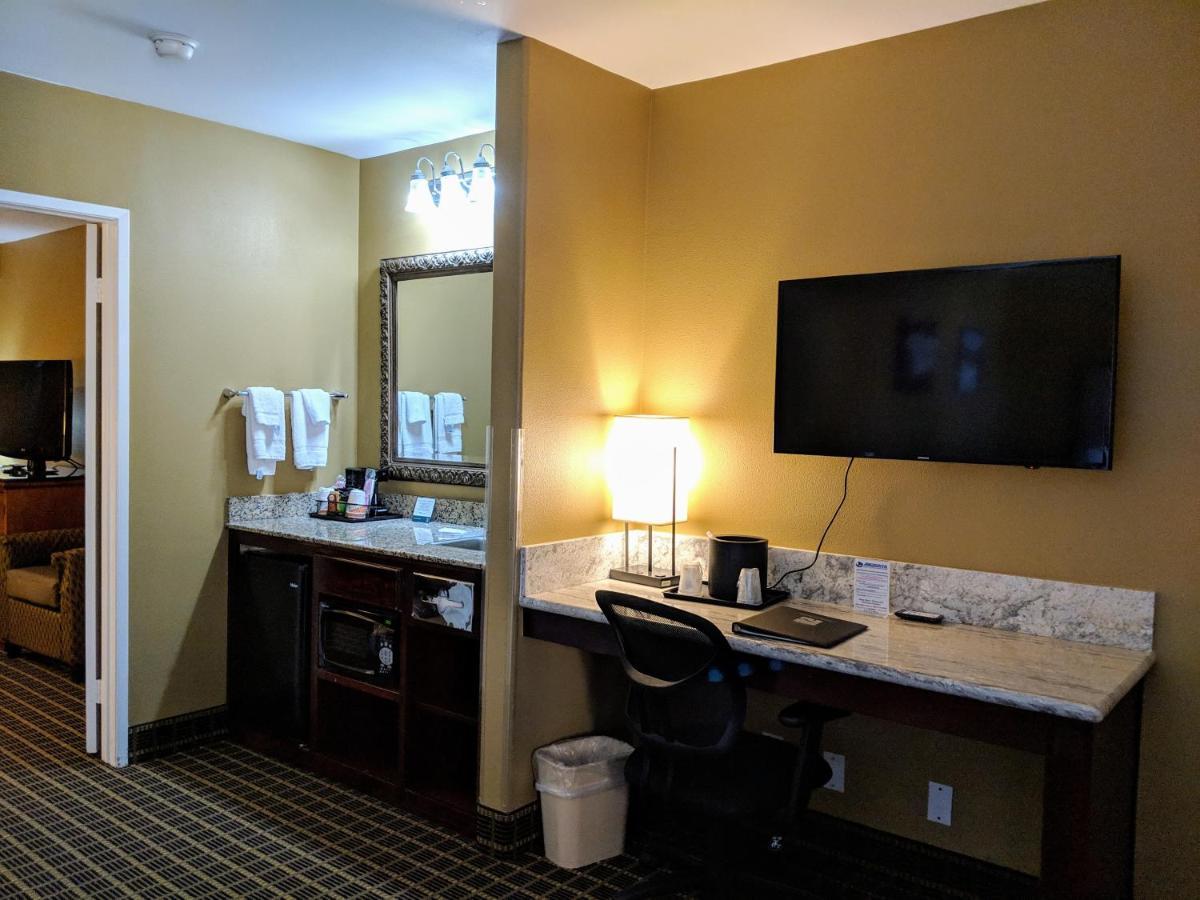 Quality Inn & Suites Westminster Seal Beach מראה חיצוני תמונה